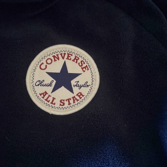 Converse zip up boys hoodie - very good worn condition- size 4T - Picture 3 of 6
